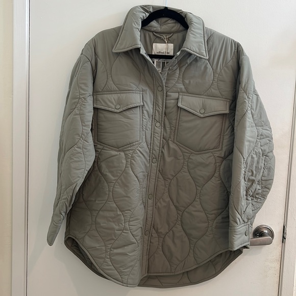 Aritzia Jackets & Blazers - Aritzia Wilfred The Ganna Insulated Shirt Jacket